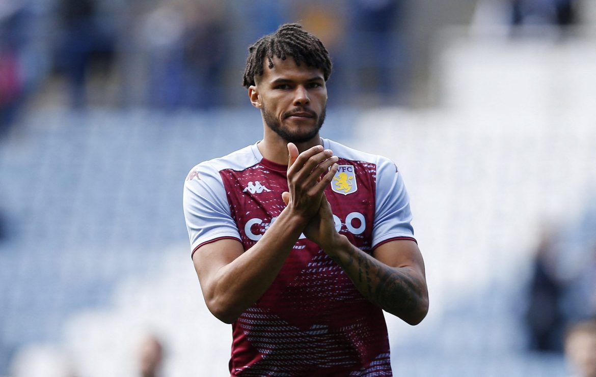 Villa: Gerrard replace Mings with De Vrij